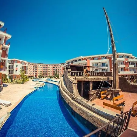 Beachfront With Sea Views Apartment