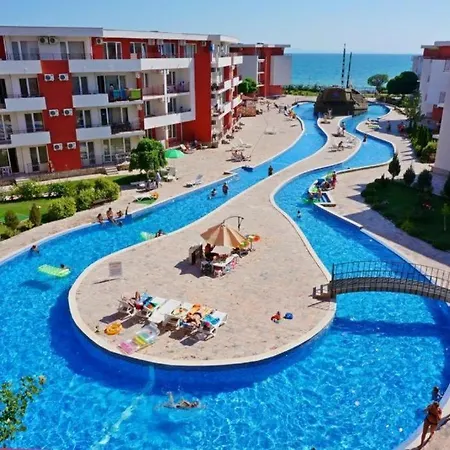 Beachfront With Sea Views * سفيتي فلاس