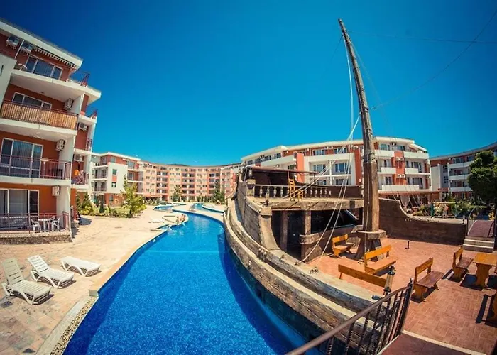 Beachfront With Sea Views Apartment