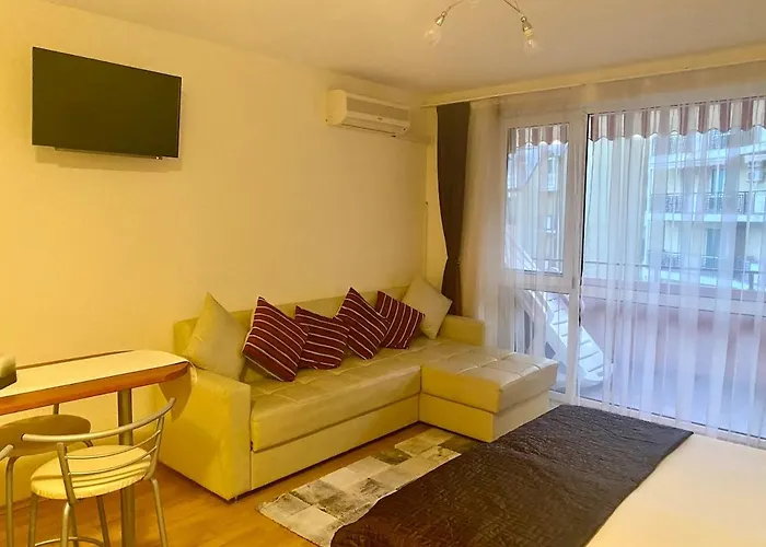 Beachfront With Sea Views 圣弗拉斯